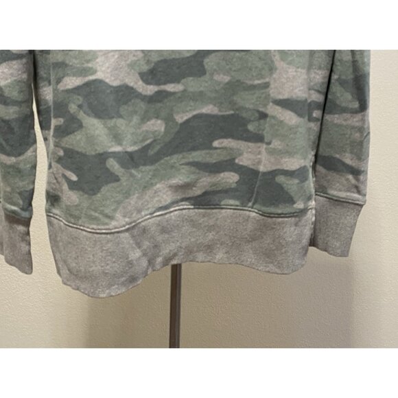 Time and Tru Womens S (4-6) Top Thin Sweatshirt Cotton Blend Camo Oversized - Picture 9 of 9